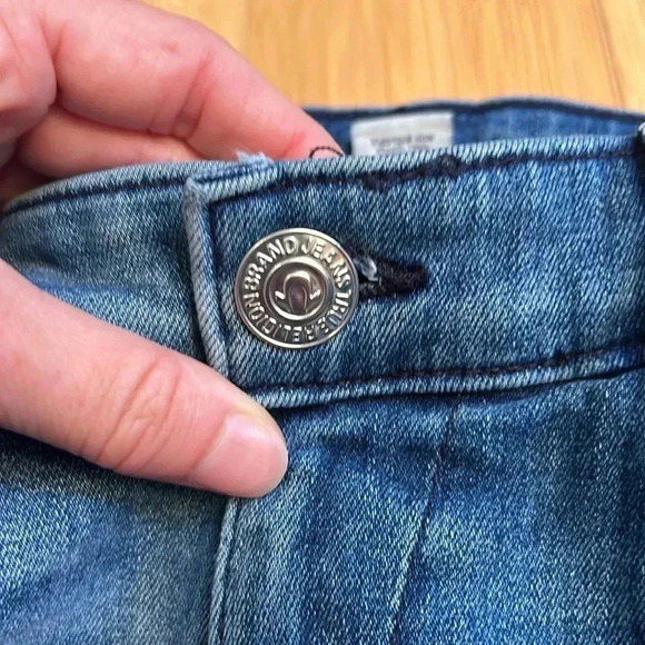 True Religion Jennie Curvy Skinny Distressed Denim Jeans size 26 - Picture 13 of 13